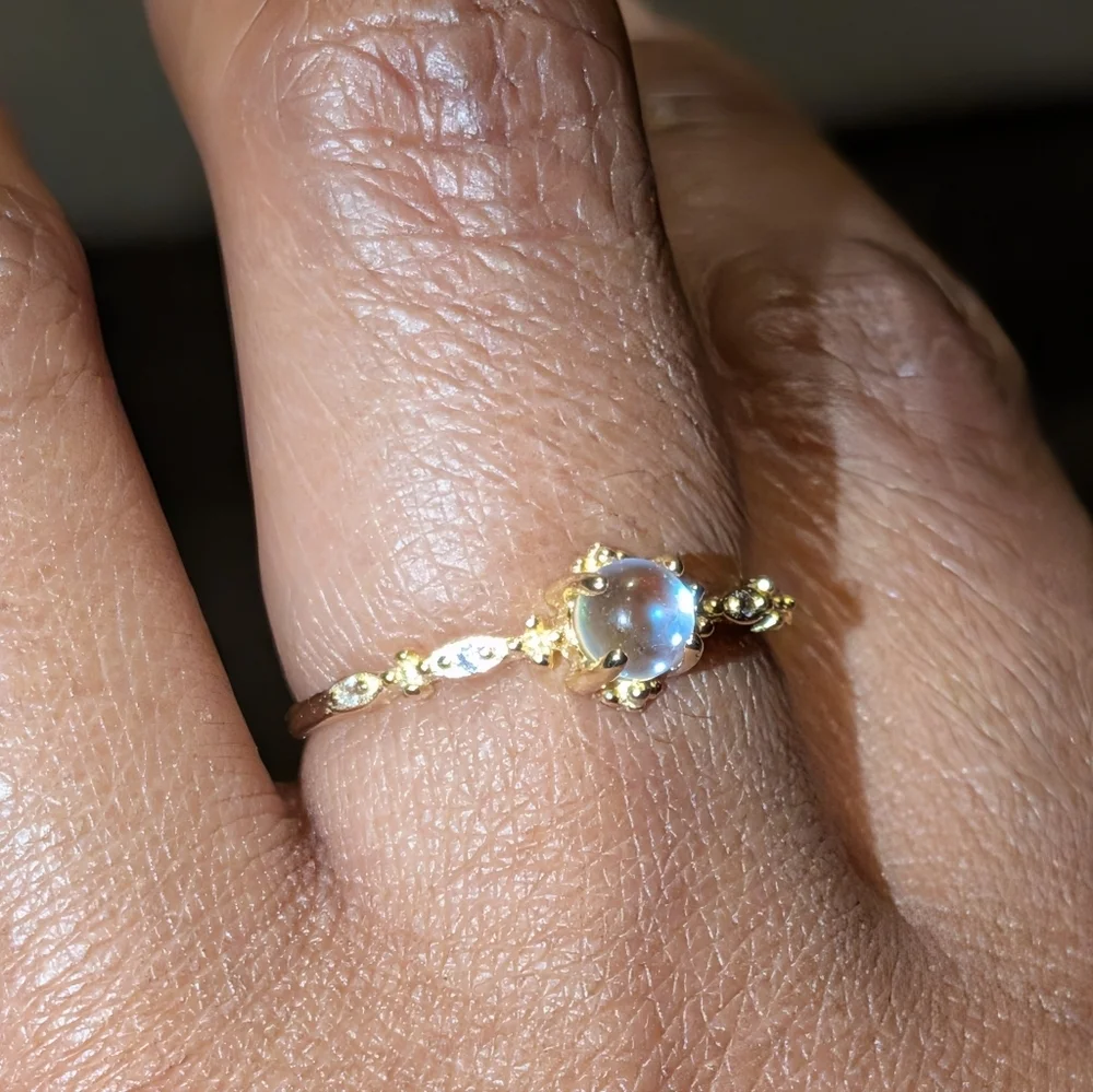 Women's Stunning S925 Golden Sunset Moonstone Color Changing Promise Ring Sz 8